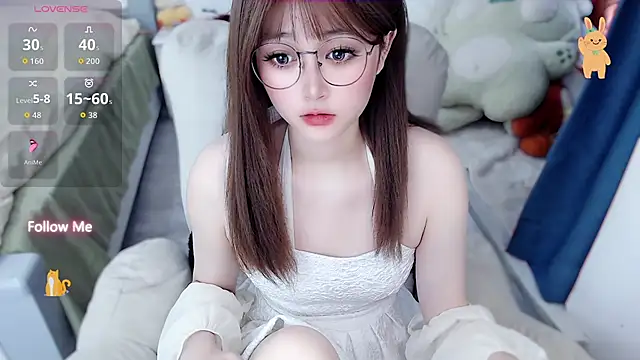 Snapshot of Sweet-18wanwan chatting on May 3, 2026, 4:39 am Sweet-18wanwan online show from May 3, 2026, 4:39 am
