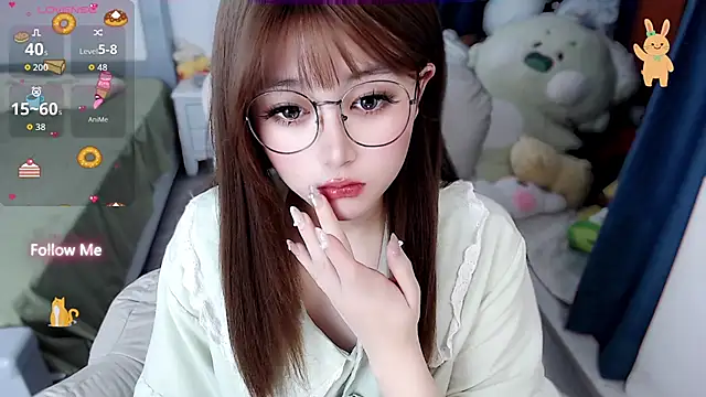 Snapshot of Sweet-18wanwan chatting on April 28, 2026, 5:28 pm Sweet-18wanwan online show from April 28, 2026, 5:28 pm