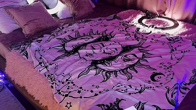 Snapshot of SandraBoyl chatting on March 22, 2025, 4:14 am SandraBoyl online show from March 22, 2025, 4:14 am