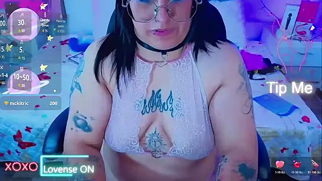 NatalieHarris online show from July 28, 2026, 9:47 pm