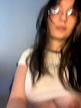 Snapshot of marie2_ chatting on October 23, 2025, 5:44 pm marie2  online show from October 23, 2025, 5:44 pm