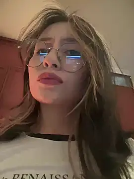 Snapshot of marie2_ chatting on February 10, 2025, 5:41 pm marie2  online show from February 10, 2025, 5:41 pm