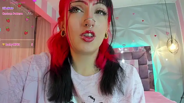 Snapshot of Candy_morgan412 chatting on November 27, 2025, 12:27 pm Candy morgan412 online show from November 27, 2025, 12:27 pm