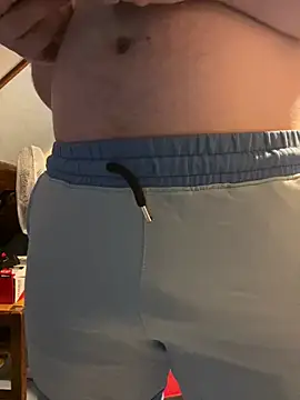 Snapshot of youlo71 chatting on March 1, 2025, 4:44 pm youlo71 online show from March 1, 2025, 4:44 pm