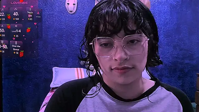 Snapshot of NinaYellow chatting on March 9, 2026, 2:20 pm NinaYellow online show from March 9, 2026, 2:20 pm