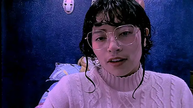 Snapshot of NinaYellow chatting on April 9, 2026, 12:44 pm NinaYellow online show from April 9, 2026, 12:44 pm