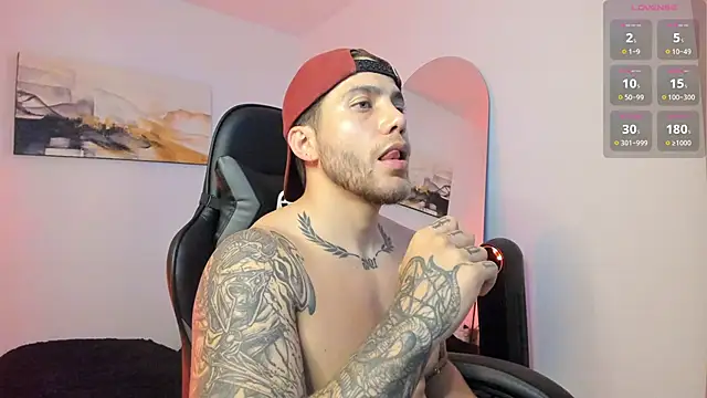 LucianSinclair online show from December 4, 2024, 11:52 pm