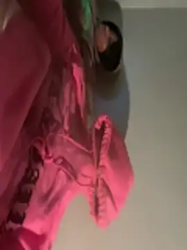 Snapshot of Nosleeptapoutvol1xxx chatting on October 28, 2025, 2:34 am Nosleeptapoutvol1xxx online show from October 28, 2025, 2:34 am