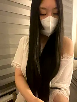 MEOW MEO online show from September 18, 2025, 4:21 pm