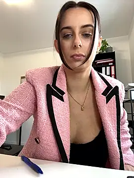 Snapshot of Hii_Lolla chatting on January 15, 2026, 9:01 am Hii Lolla online show from January 15, 2026, 9:01 am