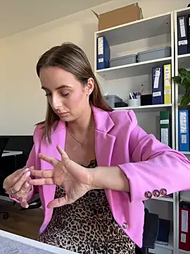 Snapshot of Hii_Lolla chatting on March 22, 2026, 8:05 am Hii Lolla online show from March 22, 2026, 8:05 am