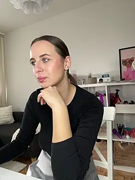 Snapshot of Hii_Lolla chatting on February 21, 2025, 1:11 pm Hii Lolla online show from February 21, 2025, 1:11 pm