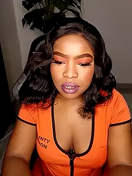 Snapshot of rosey_cheeks chatting on April 17, 2026, 5:05 pm rosey cheeks online show from April 17, 2026, 5:05 pm