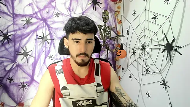 DmitriSanders online show from November 7, 2025, 7:07 pm