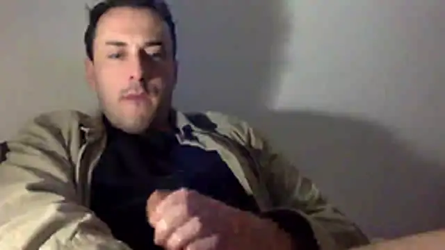Snapshot of mainnrd chatting on April 13, 2026, 9:41 pm mainnrd online show from April 13, 2026, 9:41 pm