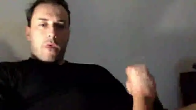 Snapshot of mainnrd chatting on March 25, 2026, 11:31 am mainnrd online show from March 25, 2026, 11:31 am