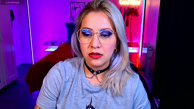 Snapshot of blackwidow_s1 chatting on April 23, 2026, 4:52 pm blackwidow s1 online show from April 23, 2026, 4:52 pm