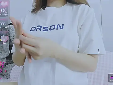 Snapshot of Linh_diudang chatting on October 20, 2025, 2:46 am Linh diudang online show from October 20, 2025, 2:46 am