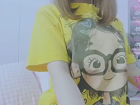 Snapshot of Linh_diudang chatting on September 29, 2025, 2:40 am Linh diudang online show from September 29, 2025, 2:40 am