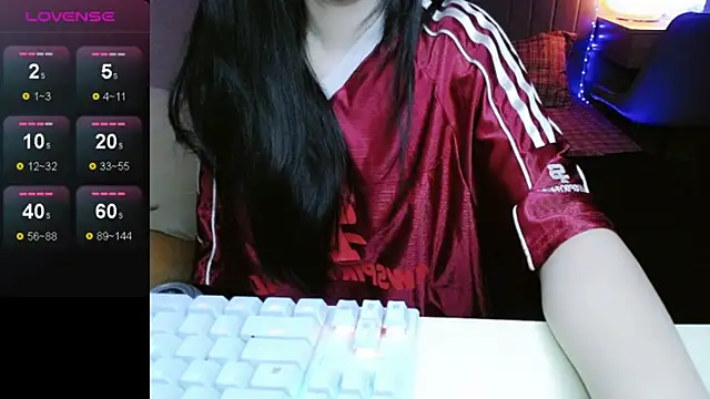 Snapshot of _Viviann_ chatting on October 4, 2025, 4:08 pm Viviann online show from October 4, 2025, 4:08 pm