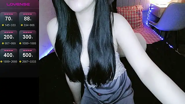 Snapshot of _Viviann_ chatting on October 18, 2025, 3:14 pm Viviann online show from October 18, 2025, 3:14 pm