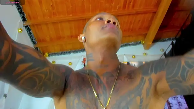 esteveen ortegas  online show from February 11, 2026, 4:29 pm