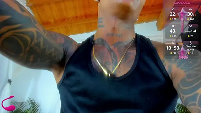 Snapshot of esteveen_ortegas_ chatting on November 16, 2025, 3:39 pm esteveen ortegas online show from November 16, 2025, 3:39 pm