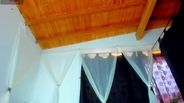 Snapshot of esteveen_ortegas_ chatting on November 22, 2025, 5:34 pm esteveen ortegas online show from November 22, 2025, 5:34 pm