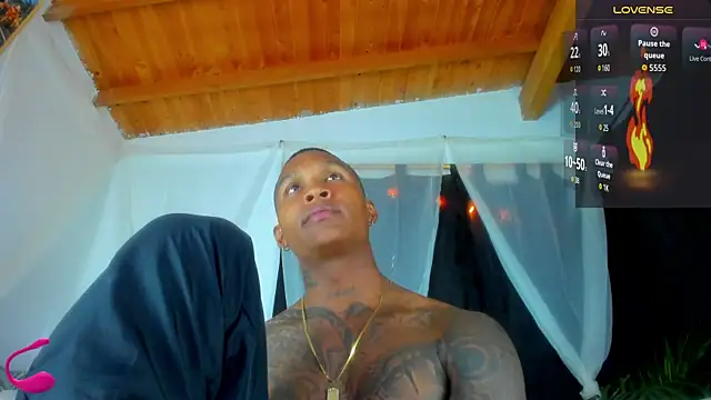 Snapshot of esteveen_ortegas_ chatting on October 19, 2025, 11:29 pm esteveen ortegas online show from October 19, 2025, 11:29 pm