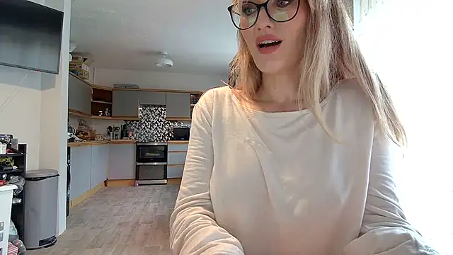 hotjessyca online show from February 24, 2025, 8:49 am