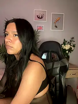 Snapshot of Gytha_davis chatting on December 2, 2024, 10:40 pm Gytha davis online show from December 2, 2024, 10:40 pm