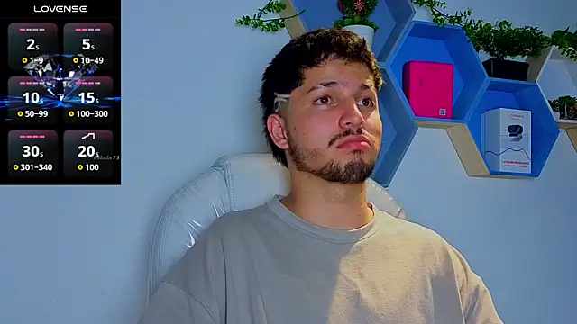 Snapshot of Issac_james_ chatting on March 5, 2026, 8:16 pm Issac james online show from March 5, 2026, 8:16 pm