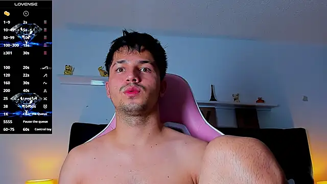 Snapshot of Issac_james_ chatting on October 19, 2025, 4:48 am Issac james online show from October 19, 2025, 4:48 am