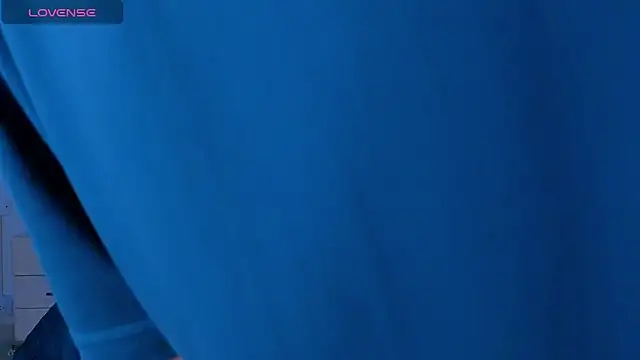 Snapshot of Issac_james_ chatting on April 10, 2026, 4:08 am Issac james online show from April 10, 2026, 4:08 am