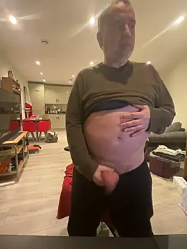 LondonTeffy online show from March 4, 2026, 10:06 pm