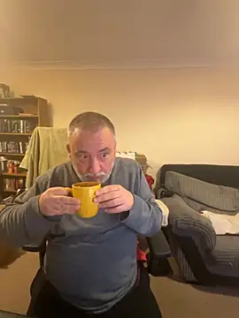 Snapshot of LondonTeffy chatting on October 28, 2025, 10:31 pm LondonTeffy online show from October 28, 2025, 10:31 pm