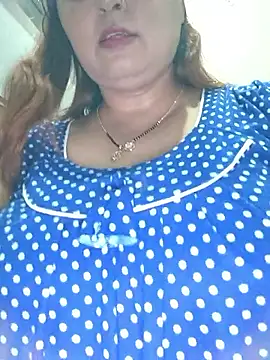 Snapshot of Dianaa9 chatting on May 29, 2026, 4:13 pm Dianaa9 online show from May 29, 2026, 4:13 pm