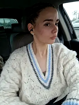 Snapshot of SophieCharm chatting on November 26, 2025, 12:16 pm SophieCharm online show from November 26, 2025, 12:16 pm