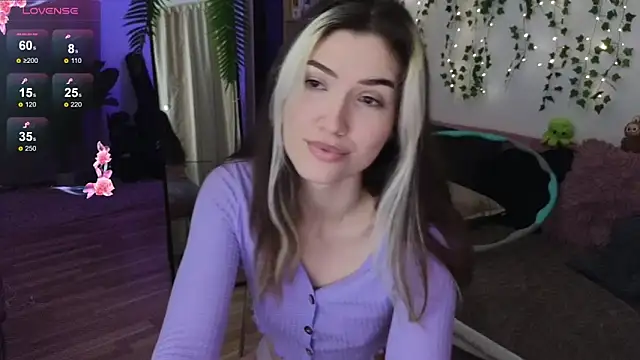 Snapshot of monikavenom chatting on September 30, 2025, 1:55 am monikavenom online show from September 30, 2025, 1:55 am
