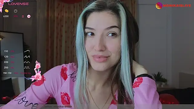 Snapshot of monikavenom chatting on February 18, 2025, 4:58 am monikavenom online show from February 18, 2025, 4:58 am