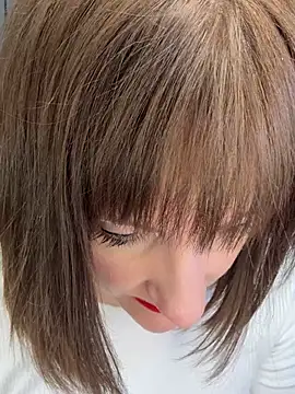 Snapshot of victoirenextdoor chatting on February 28, 2025, 5:15 pm victoirenextdoor online show from February 28, 2025, 5:15 pm