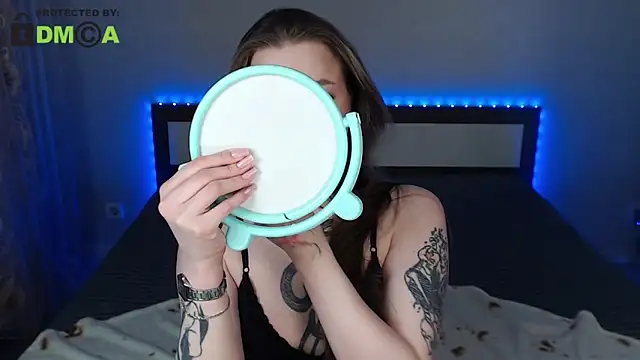 RonnieMilles online show from May 5, 2026, 1:36 pm