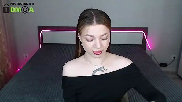 Snapshot of RonnieMilles chatting on December 20, 2025, 12:08 pm RonnieMilles online show from December 20, 2025, 12:08 pm