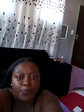 TheDoubleTrouble18xxx online show from December 3, 2025, 9:09 am