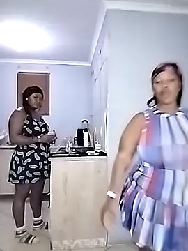 TheDoubleTrouble18xxx online show from November 14, 2025, 8:45 pm