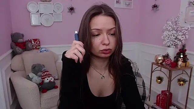 LucySkilar online show from January 9, 2026, 5:47 am