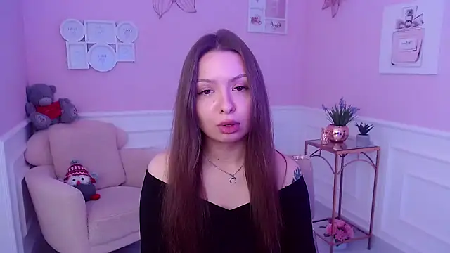 LucySkilar online show from January 24, 2025, 5:53 am