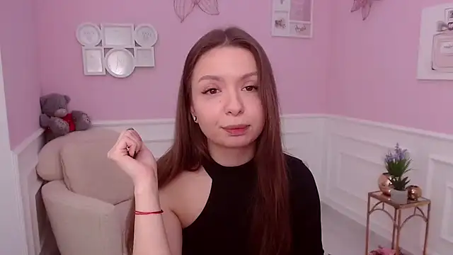 LucySkilar online show from December 2, 2024, 5:21 am