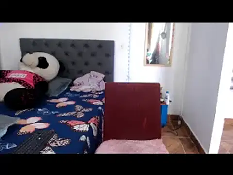 couple latinasxxx online show from December 3, 2024, 6:00 pm