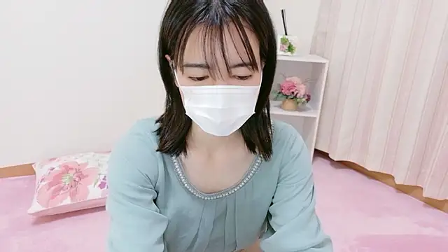 Snapshot of QoMeioQ chatting on October 24, 2025, 10:36 am QoMeioQ online show from October 24, 2025, 10:36 am